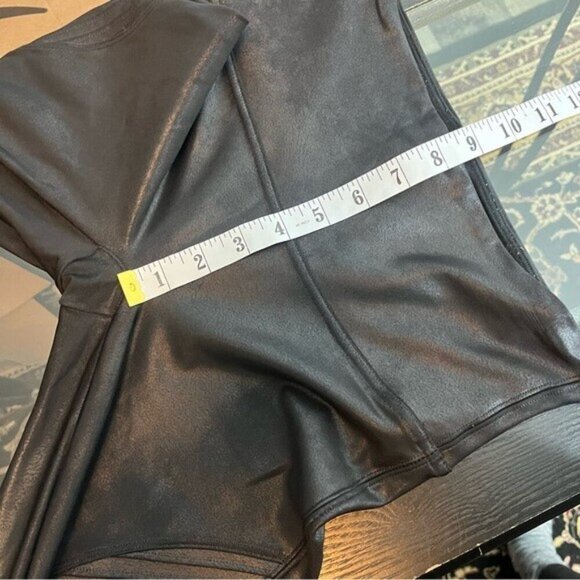 Spanx Women's Size Medium Metallic Faux Leather High Waist Black Moto Leggings - Picture 9 of 13